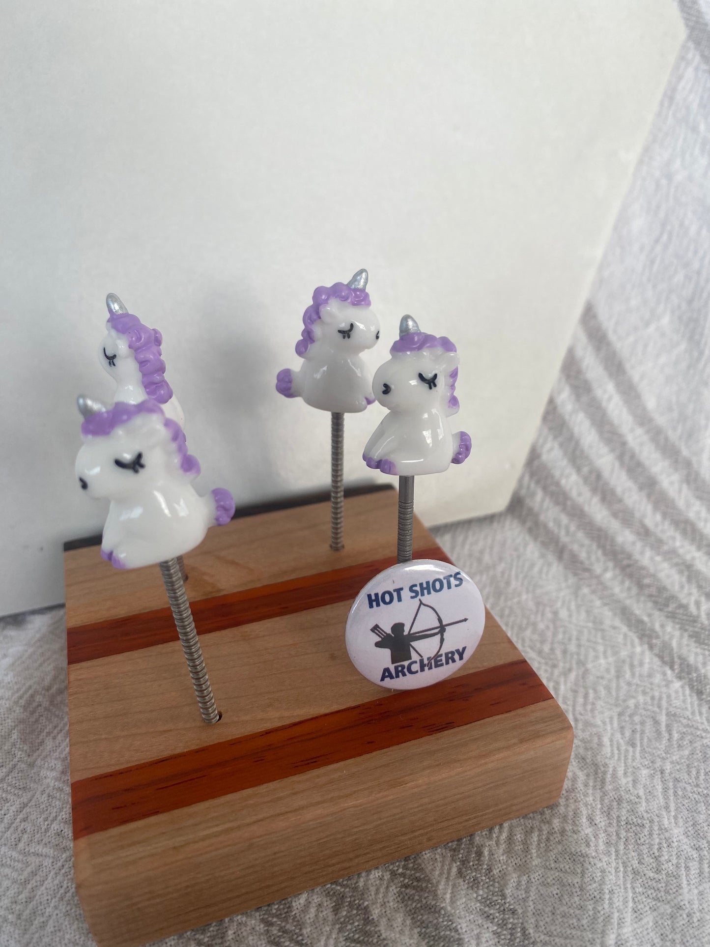 LILAC - Unicorn Target Pins