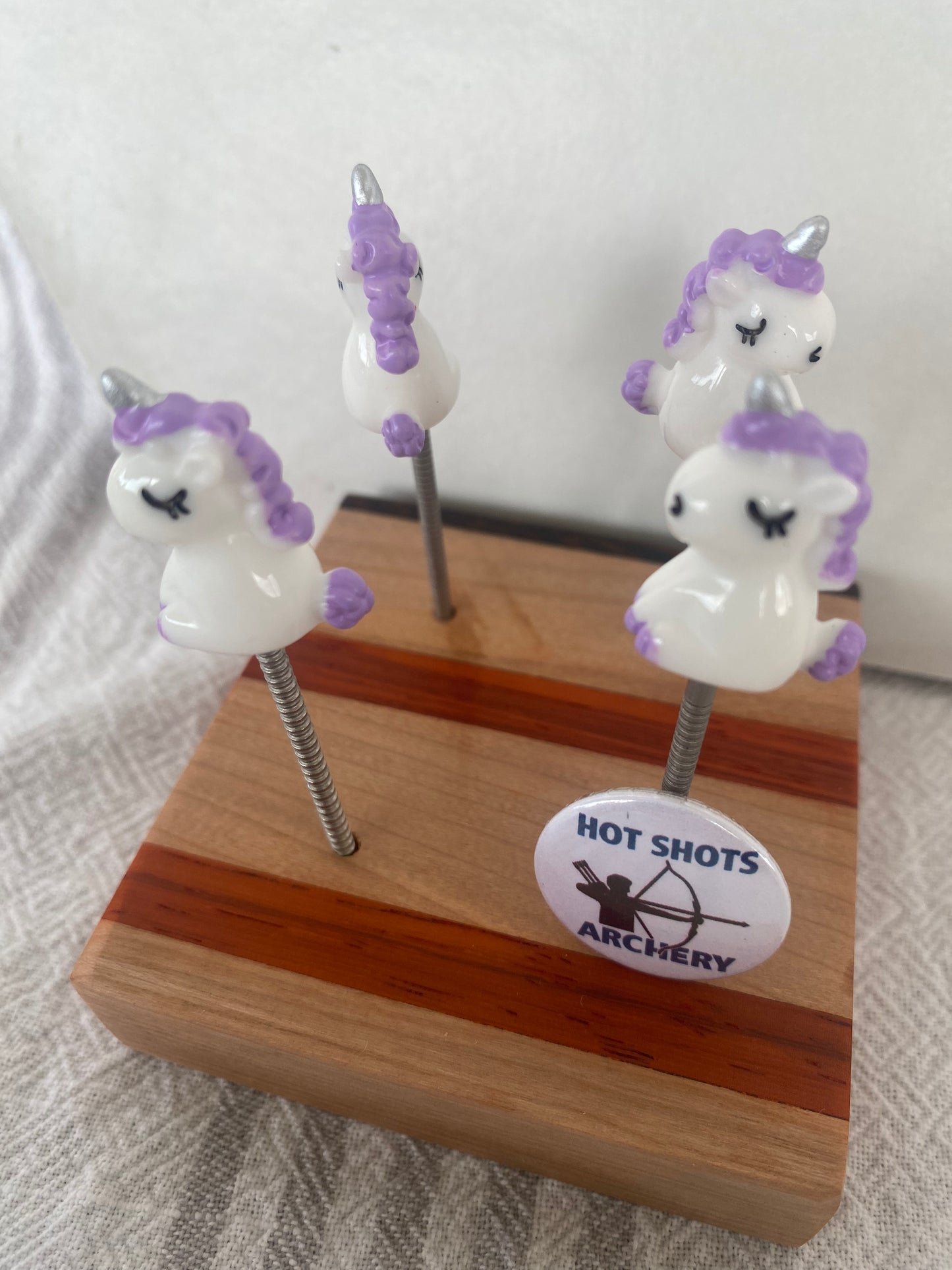 LILAC - Unicorn Target Pins